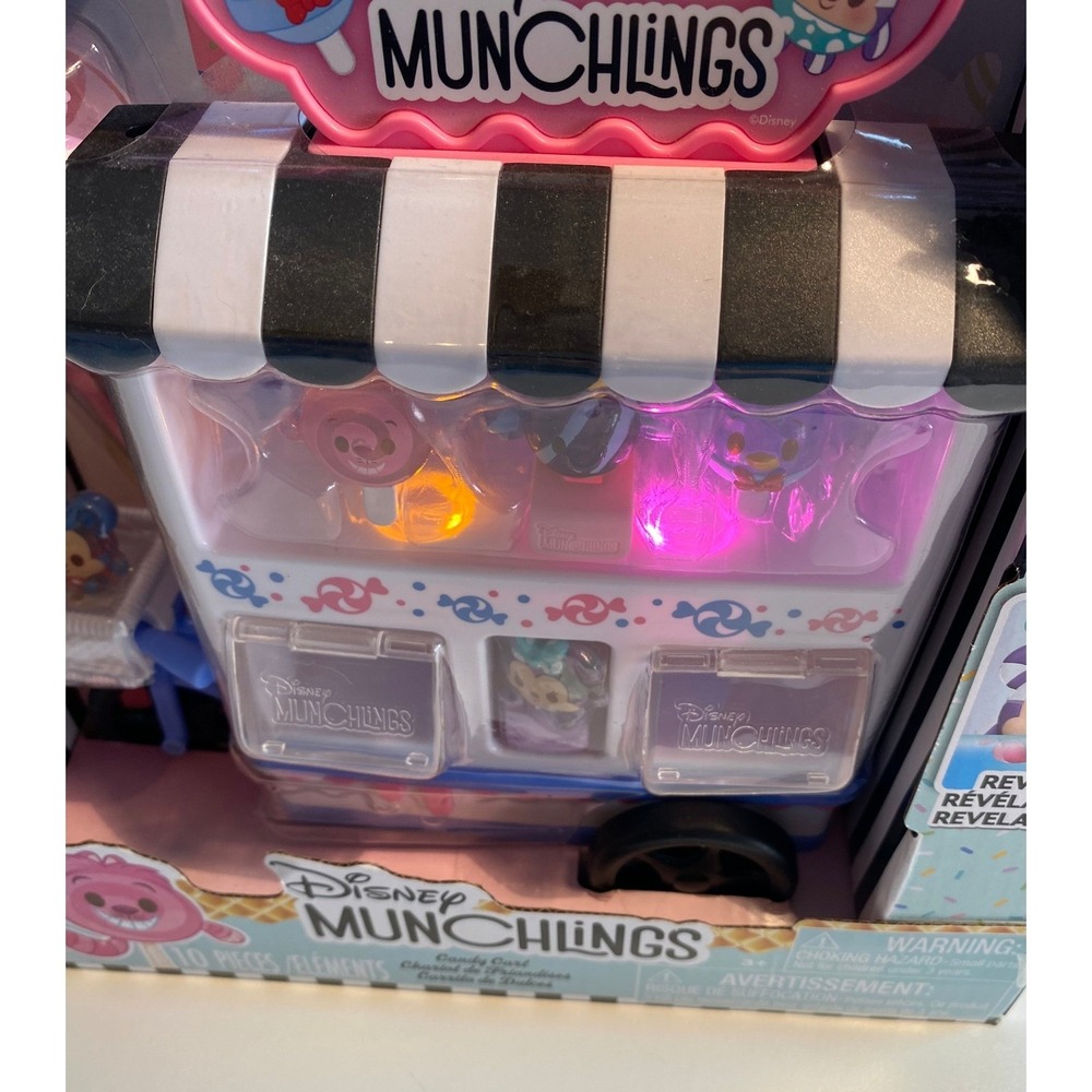 Disney Munchlings Candy Cart Playset 10 Pieces Exclusive Figures Lights Up Scent - Picture 7 of 7